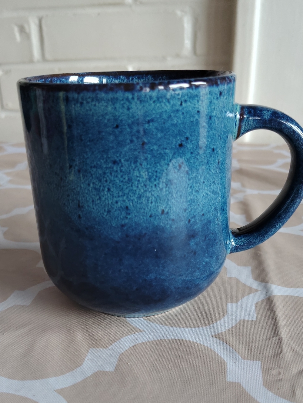 Crofton Blue Ombre Stoneware Coffee Mug 18 oz Speckled Made in Taiwan